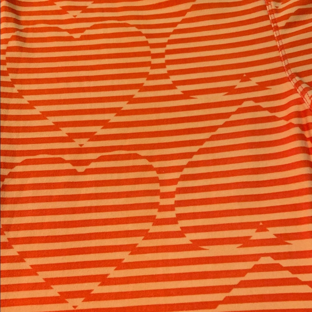 Women’s Lularoe leggings size tall and curvy